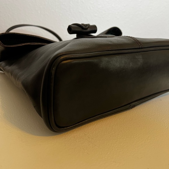 Dooney & Bourke Florentine Medium Toggle Crossbody - Picture 8 of 9